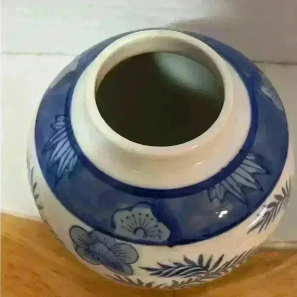 Other - Vintage Chinese Ginger Jar (No Top) Or Bud Vase - Floral Pattern-3" Tall